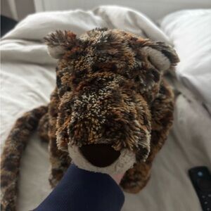 Jellycat Livi Leopard